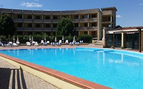 Meta Hotel